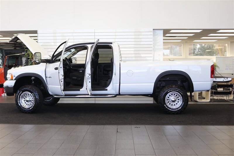 2004 Dodge Ram 2500 SLT  1-OWNER* 100% RUST FREE* NEW 3 "LEVEL KIT W/ BILSTEIN 5100 SHOCKS & NEW 33 "BFG KO3 10-PLYS* EVERY SERVICE RECORD SINCE NEW* ALL NEW FLUIDS-FILTERS-AC CHARGE-BELTS* LINEX BED LINER* ALL BOOKS & 2-KEYS - Photo 10 - Portland, OR 97230