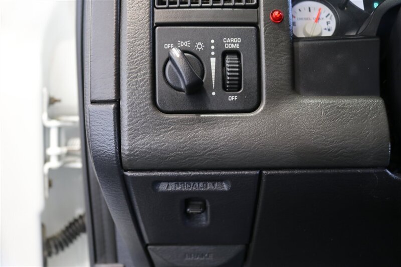 2004 Dodge Ram 2500 SLT  1-OWNER* 100% RUST FREE* NEW 3 "LEVEL KIT W/ BILSTEIN 5100 SHOCKS & NEW 33 "BFG KO3 10-PLYS* EVERY SERVICE RECORD SINCE NEW* ALL NEW FLUIDS-FILTERS-AC CHARGE-BELTS* LINEX BED LINER* ALL BOOKS & 2-KEYS - Photo 93 - Portland, OR 97230