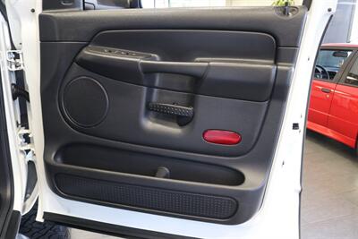 2004 Dodge Ram 2500 SLT  1-OWNER* 100% RUST FREE* NEW 3 "LEVEL KIT W/ BILSTEIN 5100 SHOCKS & NEW 33 "BFG KO3 10-PLYS* EVERY SERVICE RECORD SINCE NEW* ALL NEW FLUIDS-FILTERS-AC CHARGE-BELTS* LINEX BED LINER* ALL BOOKS & 2-KEYS - Photo 63 - Portland, OR 97230
