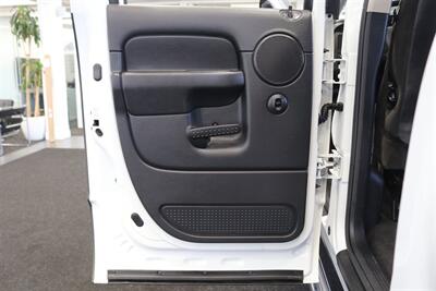 2004 Dodge Ram 2500 SLT  1-OWNER* 100% RUST FREE* NEW 3 "LEVEL KIT W/ BILSTEIN 5100 SHOCKS & NEW 33 "BFG KO3 10-PLYS* EVERY SERVICE RECORD SINCE NEW* ALL NEW FLUIDS-FILTERS-AC CHARGE-BELTS* LINEX BED LINER* ALL BOOKS & 2-KEYS - Photo 64 - Portland, OR 97230