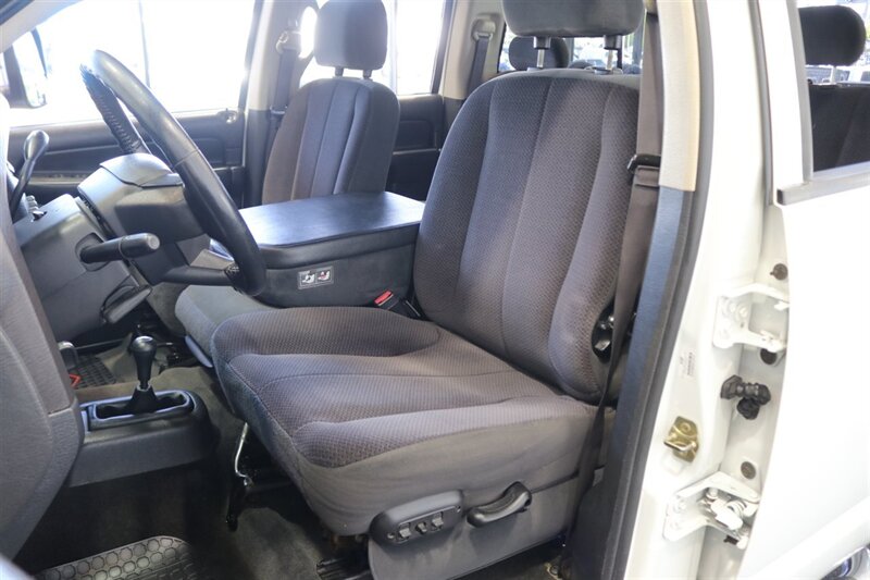 2004 Dodge Ram 2500 SLT  1-OWNER* 100% RUST FREE* NEW 3 "LEVEL KIT W/ BILSTEIN 5100 SHOCKS & NEW 33 "BFG KO3 10-PLYS* EVERY SERVICE RECORD SINCE NEW* ALL NEW FLUIDS-FILTERS-AC CHARGE-BELTS* LINEX BED LINER* ALL BOOKS & 2-KEYS - Photo 16 - Portland, OR 97230