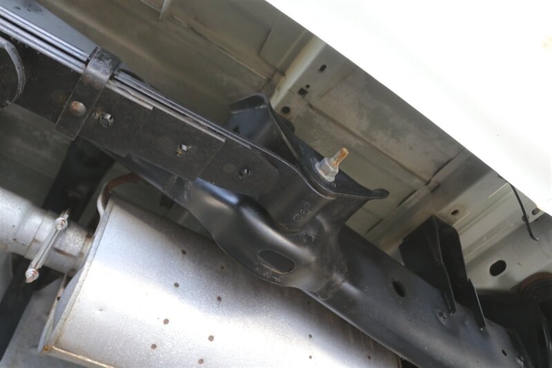 2004 Dodge Ram 2500 SLT  1-OWNER* 100% RUST FREE* NEW 3 "LEVEL KIT W/ BILSTEIN 5100 SHOCKS & NEW 33 "BFG KO3 10-PLYS* EVERY SERVICE RECORD SINCE NEW* ALL NEW FLUIDS-FILTERS-AC CHARGE-BELTS* LINEX BED LINER* ALL BOOKS & 2-KEYS - Photo 32 - Portland, OR 97230