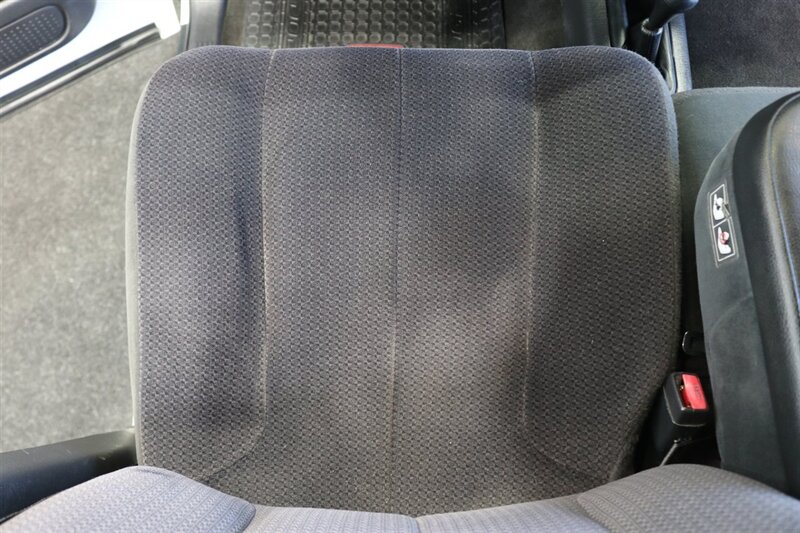 2004 Dodge Ram 2500 SLT  1-OWNER* 100% RUST FREE* NEW 3 "LEVEL KIT W/ BILSTEIN 5100 SHOCKS & NEW 33 "BFG KO3 10-PLYS* EVERY SERVICE RECORD SINCE NEW* ALL NEW FLUIDS-FILTERS-AC CHARGE-BELTS* LINEX BED LINER* ALL BOOKS & 2-KEYS - Photo 72 - Portland, OR 97230