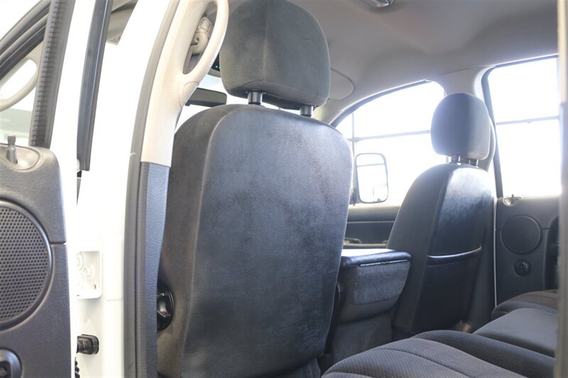 2004 Dodge Ram 2500 SLT  1-OWNER* 100% RUST FREE* NEW 3 "LEVEL KIT W/ BILSTEIN 5100 SHOCKS & NEW 33 "BFG KO3 10-PLYS* EVERY SERVICE RECORD SINCE NEW* ALL NEW FLUIDS-FILTERS-AC CHARGE-BELTS* LINEX BED LINER* ALL BOOKS & 2-KEYS - Photo 76 - Portland, OR 97230