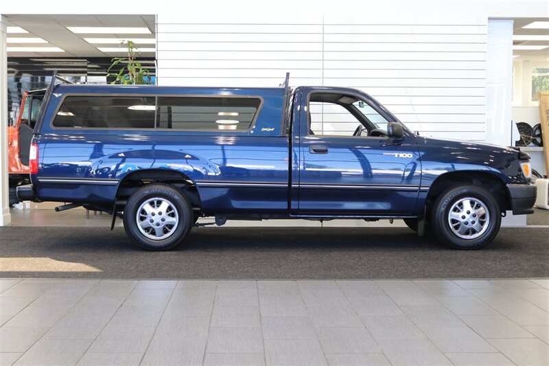 1995 Toyota T100 100% RUST FREE* EVERY SERVICE RECORD SINCE NEW* EVERY FLUID IS NEW* TRUCK IS IN NEW CONDITION IN AND OUT* ALL BOOKS & KEYS* 5-SPEED MANUAL* ORIGINAL BED LINER SINCE NEW - Photo 5 - Portland, OR 97230