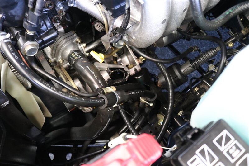 1995 Toyota T100 100% RUST FREE* EVERY SERVICE RECORD SINCE NEW* EVERY FLUID IS NEW* TRUCK IS IN NEW CONDITION IN AND OUT* ALL BOOKS & KEYS* 5-SPEED MANUAL* ORIGINAL BED LINER SINCE NEW - Photo 17 - Portland, OR 97230