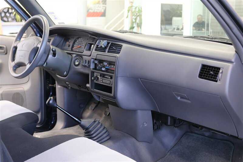 1995 Toyota T100 100% RUST FREE* EVERY SERVICE RECORD SINCE NEW* EVERY FLUID IS NEW* TRUCK IS IN NEW CONDITION IN AND OUT* ALL BOOKS & KEYS* 5-SPEED MANUAL* ORIGINAL BED LINER SINCE NEW - Photo 20 - Portland, OR 97230