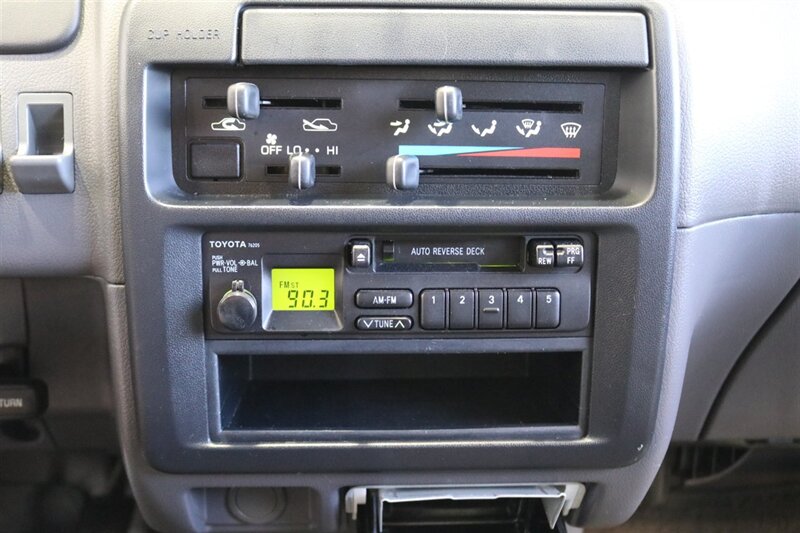 1995 Toyota T100 100% RUST FREE* EVERY SERVICE RECORD SINCE NEW* EVERY FLUID IS NEW* TRUCK IS IN NEW CONDITION IN AND OUT* ALL BOOKS & KEYS* 5-SPEED MANUAL* ORIGINAL BED LINER SINCE NEW - Photo 21 - Portland, OR 97230