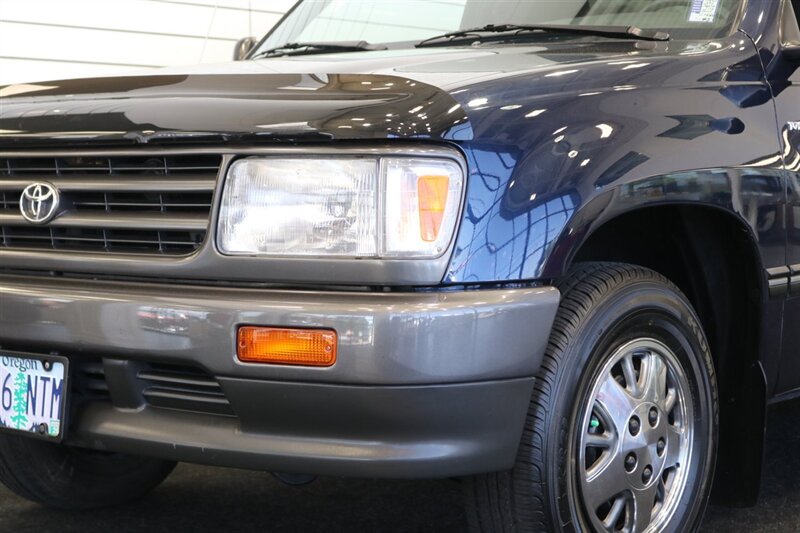 1995 Toyota T100 100% RUST FREE* EVERY SERVICE RECORD SINCE NEW* EVERY FLUID IS NEW* TRUCK IS IN NEW CONDITION IN AND OUT* ALL BOOKS & KEYS* 5-SPEED MANUAL* ORIGINAL BED LINER SINCE NEW - Photo 12 - Portland, OR 97230