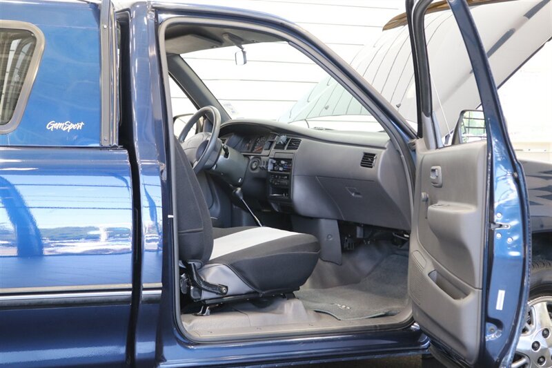 1995 Toyota T100 100% RUST FREE* EVERY SERVICE RECORD SINCE NEW* EVERY FLUID IS NEW* TRUCK IS IN NEW CONDITION IN AND OUT* ALL BOOKS & KEYS* 5-SPEED MANUAL* ORIGINAL BED LINER SINCE NEW - Photo 51 - Portland, OR 97230