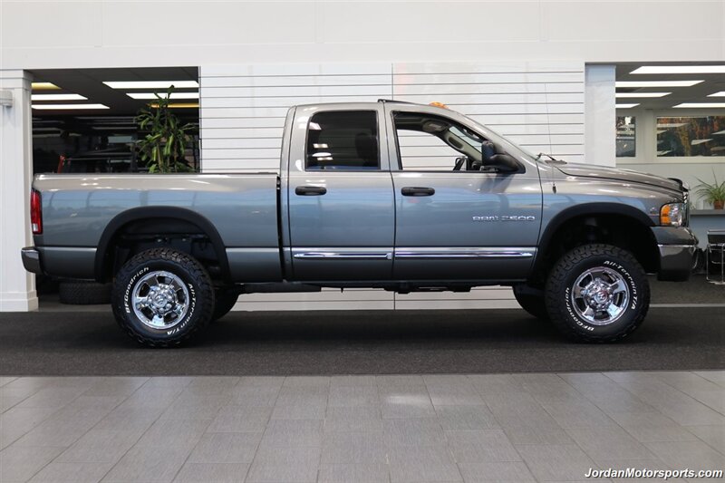 2005 Dodge Ram 2500 Laramie  OREGON TRUCK SINCE NEW* 0-RUST* LEVELED ON NEW 33 " BFG KO3 10-PLY* 77K MLS ONLY* SPRAY IN BED LINER* PACBRAKE ENGINE BRAKE* MOON ROOF* ALL BOOKS AND MANUALS - Photo 3 - Portland, OR 97230