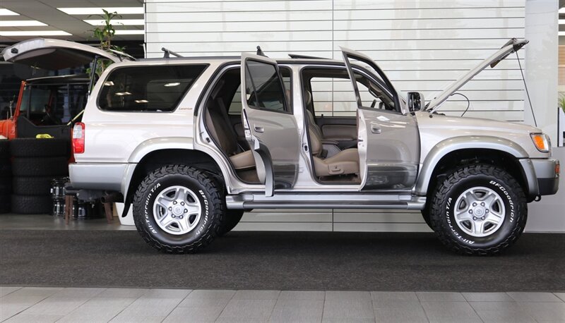 1997 Toyota 4Runner Limited 4dr Limited - Photo 11 - Portland, OR 97230