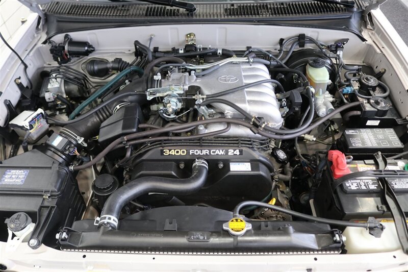 1997 Toyota 4Runner Limited 4dr Limited - Photo 14 - Portland, OR 97230