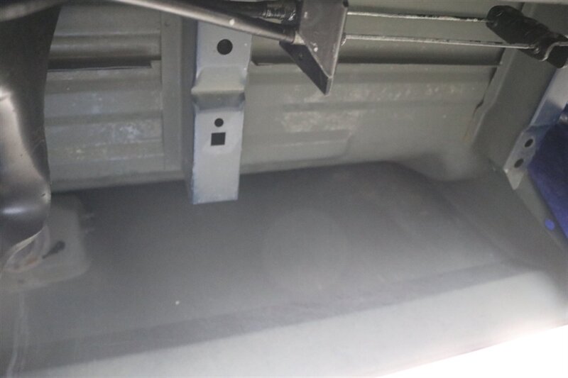 1997 Ford F-250 XLT  100% RUST FREE* 35K ACTUAL MILES& BIG BLOCK 460* NEW 33 " BFG KO3 10-PLY's* ALCOA'S* WARN HUBS* PROTECH HEADACHE RACK* LINEX BED LINER* TRAILER BRAKES* RUNNING BOARDS* COOLANT/AC /BRAKE FLUID FLUSH - Photo 31 - Portland, OR 97230