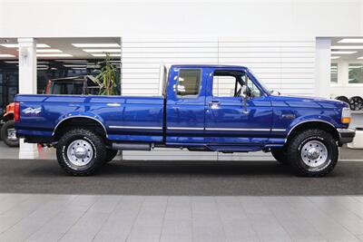1997 Ford F-250 XLT  100% RUST FREE* 35K ACTUAL MILES& BIG BLOCK 460* NEW 33 " BFG KO3 10-PLY's* ALCOA'S* WARN HUBS* PROTECH HEADACHE RACK* LINEX BED LINER* TRAILER BRAKES* RUNNING BOARDS* COOLANT/AC /BRAKE FLUID FLUSH - Photo 5 - Portland, OR 97230