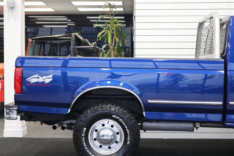 1997 Ford F-250 XLT  100% RUST FREE* 35K ACTUAL MILES& BIG BLOCK 460* NEW 33 " BFG KO3 10-PLY's* ALCOA'S* WARN HUBS* PROTECH HEADACHE RACK* LINEX BED LINER* TRAILER BRAKES* RUNNING BOARDS* COOLANT/AC /BRAKE FLUID FLUSH - Photo 59 - Portland, OR 97230