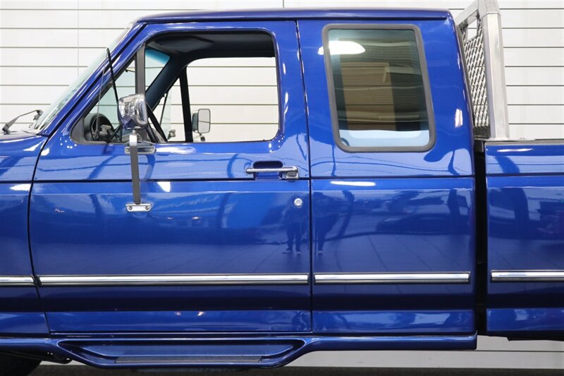 1997 Ford F-250 XLT  100% RUST FREE* 35K ACTUAL MILES& BIG BLOCK 460* NEW 33 " BFG KO3 10-PLY's* ALCOA'S* WARN HUBS* PROTECH HEADACHE RACK* LINEX BED LINER* TRAILER BRAKES* RUNNING BOARDS* COOLANT/AC /BRAKE FLUID FLUSH - Photo 56 - Portland, OR 97230