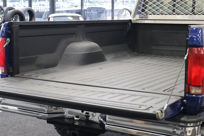 1997 Ford F-250 XLT  100% RUST FREE* 35K ACTUAL MILES& BIG BLOCK 460* NEW 33 " BFG KO3 10-PLY's* ALCOA'S* WARN HUBS* PROTECH HEADACHE RACK* LINEX BED LINER* TRAILER BRAKES* RUNNING BOARDS* COOLANT/AC /BRAKE FLUID FLUSH - Photo 49 - Portland, OR 97230