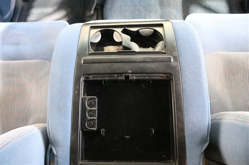 1997 Ford F-250 XLT  100% RUST FREE* 35K ACTUAL MILES& BIG BLOCK 460* NEW 33 " BFG KO3 10-PLY's* ALCOA'S* WARN HUBS* PROTECH HEADACHE RACK* LINEX BED LINER* TRAILER BRAKES* RUNNING BOARDS* COOLANT/AC /BRAKE FLUID FLUSH - Photo 85 - Portland, OR 97230