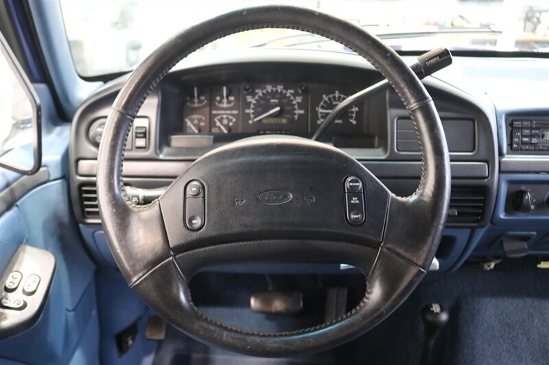 1997 Ford F-250 XLT  100% RUST FREE* 35K ACTUAL MILES& BIG BLOCK 460* NEW 33 " BFG KO3 10-PLY's* ALCOA'S* WARN HUBS* PROTECH HEADACHE RACK* LINEX BED LINER* TRAILER BRAKES* RUNNING BOARDS* COOLANT/AC /BRAKE FLUID FLUSH - Photo 81 - Portland, OR 97230