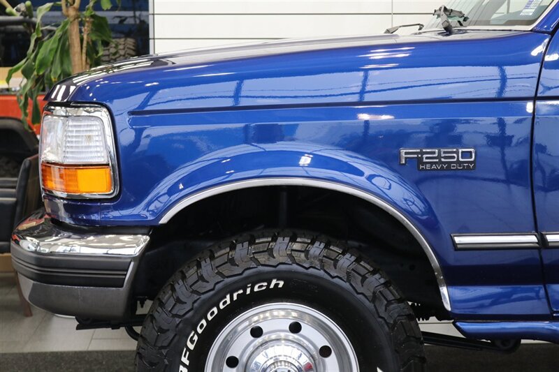 1997 Ford F-250 XLT  100% RUST FREE* 35K ACTUAL MILES& BIG BLOCK 460* NEW 33 " BFG KO3 10-PLY's* ALCOA'S* WARN HUBS* PROTECH HEADACHE RACK* LINEX BED LINER* TRAILER BRAKES* RUNNING BOARDS* COOLANT/AC /BRAKE FLUID FLUSH - Photo 54 - Portland, OR 97230