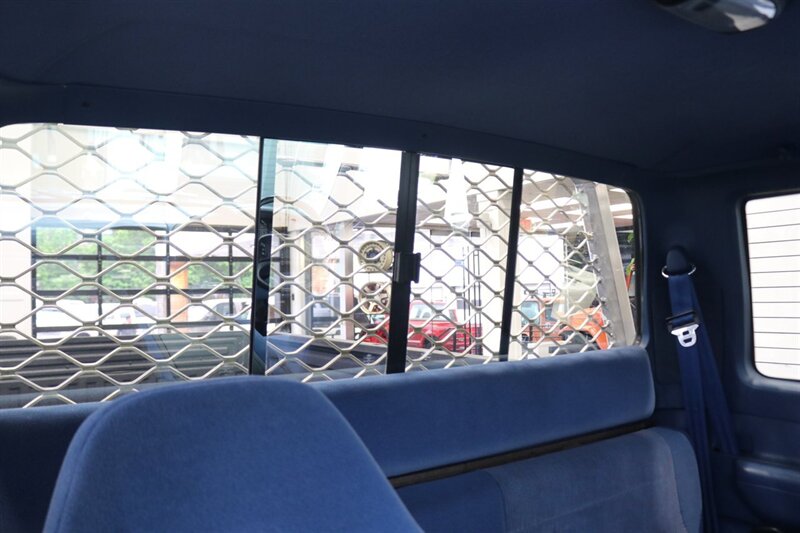 1997 Ford F-250 XLT  100% RUST FREE* 35K ACTUAL MILES& BIG BLOCK 460* NEW 33 " BFG KO3 10-PLY's* ALCOA'S* WARN HUBS* PROTECH HEADACHE RACK* LINEX BED LINER* TRAILER BRAKES* RUNNING BOARDS* COOLANT/AC /BRAKE FLUID FLUSH - Photo 89 - Portland, OR 97230