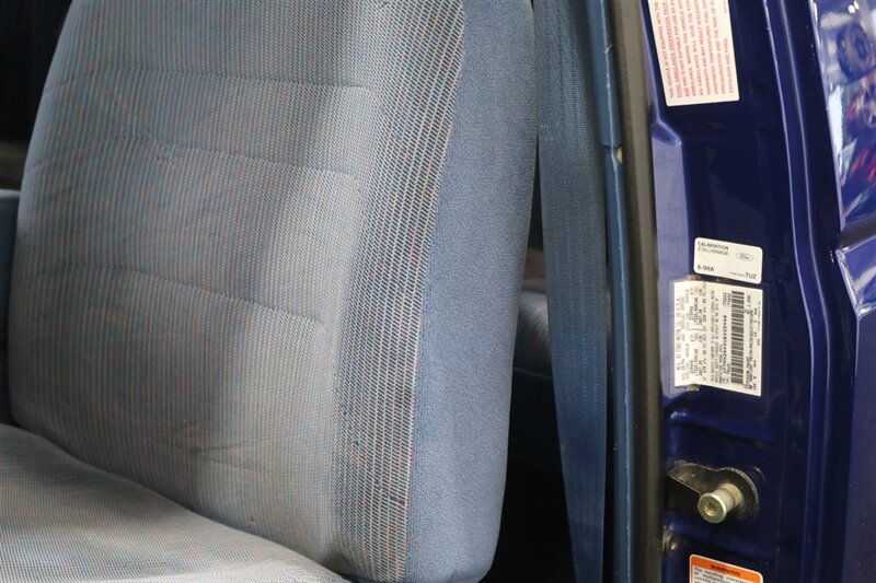 1997 Ford F-250 XLT  100% RUST FREE* 35K ACTUAL MILES& BIG BLOCK 460* NEW 33 " BFG KO3 10-PLY's* ALCOA'S* WARN HUBS* PROTECH HEADACHE RACK* LINEX BED LINER* TRAILER BRAKES* RUNNING BOARDS* COOLANT/AC /BRAKE FLUID FLUSH - Photo 72 - Portland, OR 97230