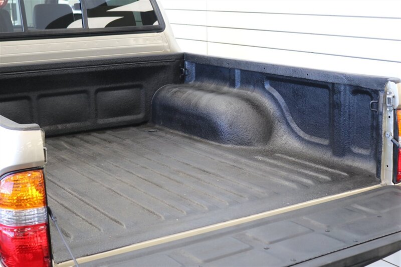 2004 Toyota Tacoma V6  100% RUST FREE* ONLY 33K MILES* REAR LOCKERS* SR5 PKG* NEW BILSTEIN TOYTEC LEVEL LIFT W/ 33 " BFG KO3s* NEW TIMING BELT-WATER PUMP SERVICE-TUNE UP-FLUIDS - Photo 44 - Portland, OR 97230