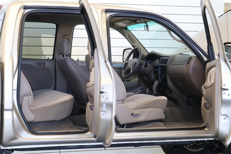 2004 Toyota Tacoma V6  100% RUST FREE* ONLY 33K MILES* REAR LOCKERS* SR5 PKG* NEW BILSTEIN TOYTEC LEVEL LIFT W/ 33 " BFG KO3s* NEW TIMING BELT-WATER PUMP SERVICE-TUNE UP-FLUIDS - Photo 49 - Portland, OR 97230