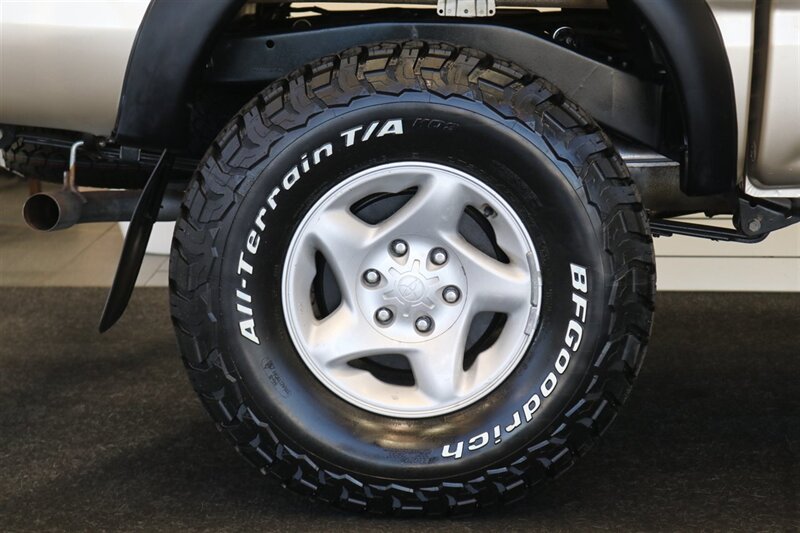2004 Toyota Tacoma V6  100% RUST FREE* ONLY 33K MILES* REAR LOCKERS* SR5 PKG* NEW BILSTEIN TOYTEC LEVEL LIFT W/ 33 " BFG KO3s* NEW TIMING BELT-WATER PUMP SERVICE-TUNE UP-FLUIDS - Photo 52 - Portland, OR 97230