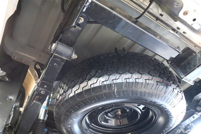 2004 Toyota Tacoma V6  100% RUST FREE* ONLY 33K MILES* REAR LOCKERS* SR5 PKG* NEW BILSTEIN TOYTEC LEVEL LIFT W/ 33 " BFG KO3s* NEW TIMING BELT-WATER PUMP SERVICE-TUNE UP-FLUIDS - Photo 33 - Portland, OR 97230
