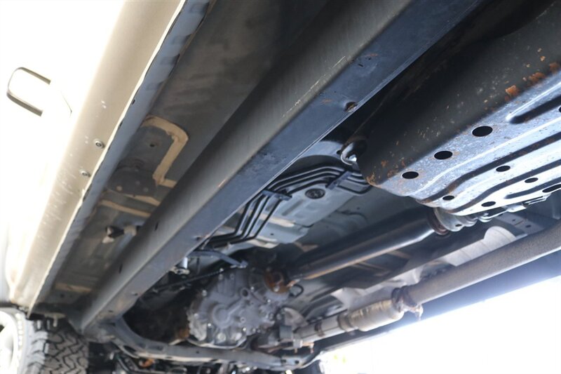 2004 Toyota Tacoma V6  100% RUST FREE* ONLY 33K MILES* REAR LOCKERS* SR5 PKG* NEW BILSTEIN TOYTEC LEVEL LIFT W/ 33 " BFG KO3s* NEW TIMING BELT-WATER PUMP SERVICE-TUNE UP-FLUIDS - Photo 26 - Portland, OR 97230
