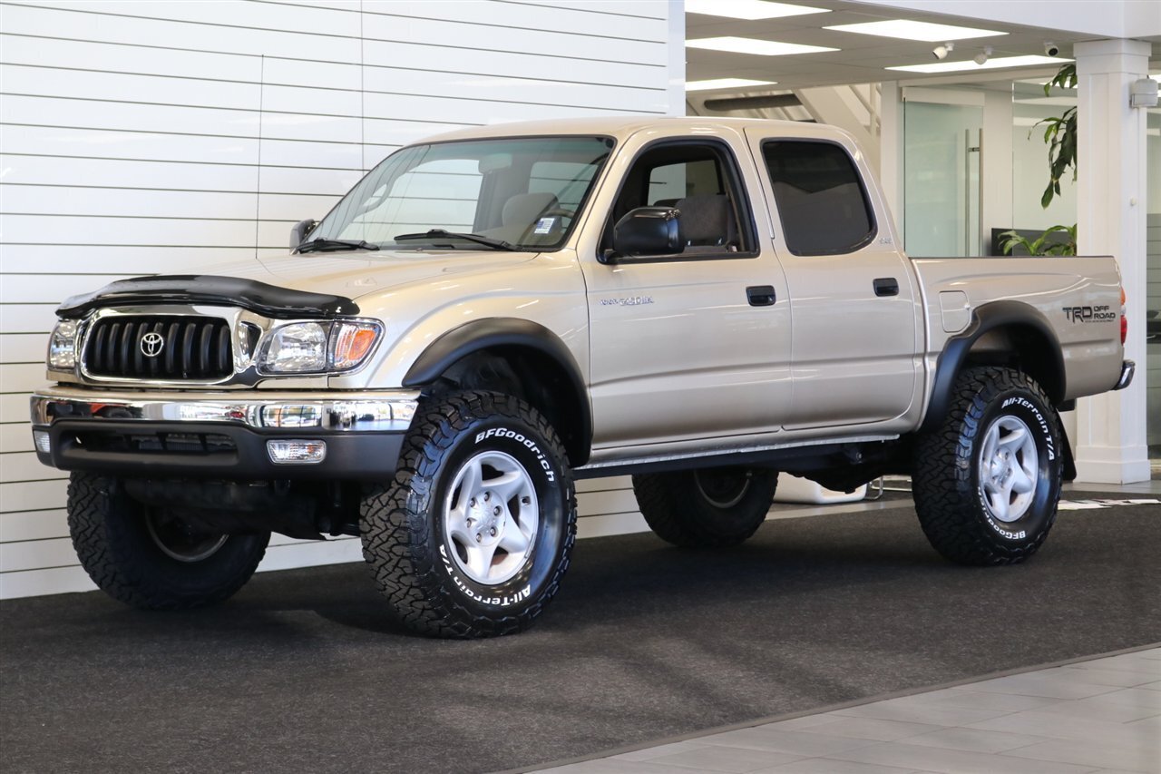 2004 Toyota Tacoma V6  100% RUST FREE* ONLY 33K MILES* REAR LOCKERS* SR5 PKG* NEW BILSTEIN TOYTEC LEVEL LIFT W/ 33 " BFG KO3s* NEW TIMING BELT-WATER PUMP SERVICE-TUNE UP-FLUIDS - Photo 1 - Portland, OR 97230