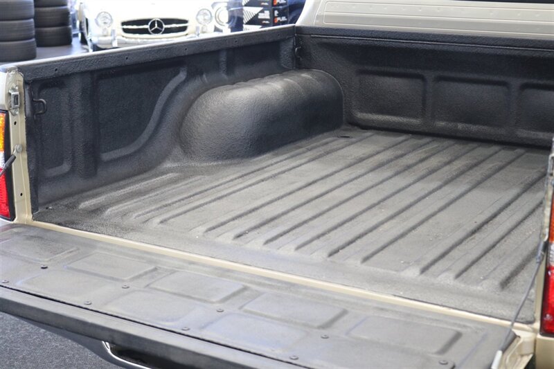 2004 Toyota Tacoma V6  100% RUST FREE* ONLY 33K MILES* REAR LOCKERS* SR5 PKG* NEW BILSTEIN TOYTEC LEVEL LIFT W/ 33 " BFG KO3s* NEW TIMING BELT-WATER PUMP SERVICE-TUNE UP-FLUIDS - Photo 45 - Portland, OR 97230