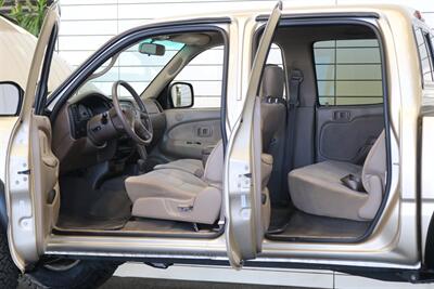 2004 Toyota Tacoma V6  100% RUST FREE* ONLY 33K MILES* REAR LOCKERS* SR5 PKG* NEW BILSTEIN TOYTEC LEVEL LIFT W/ 33 " BFG KO3s* NEW TIMING BELT-WATER PUMP SERVICE-TUNE UP-FLUIDS - Photo 48 - Portland, OR 97230