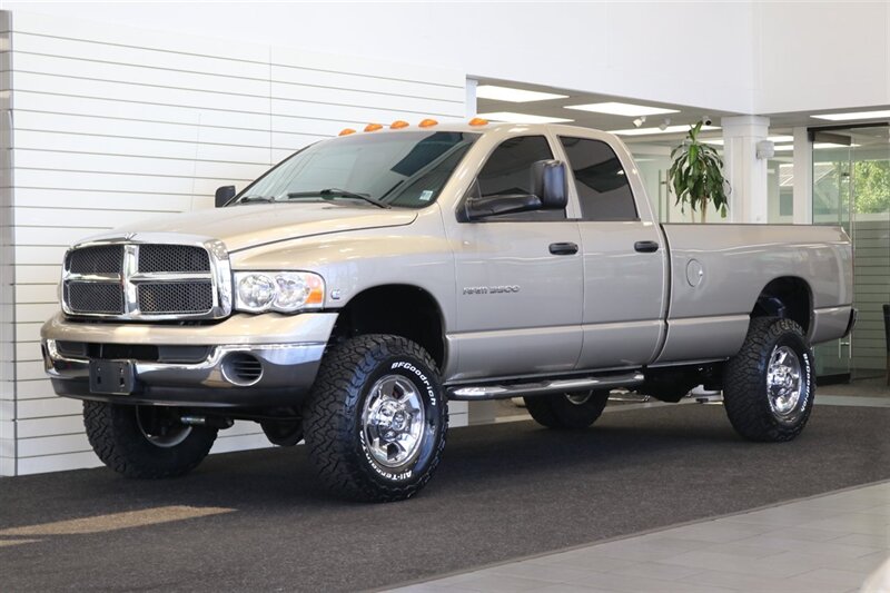 Light Almond Pearl Metallic Clearcoat 2005 Dodge RAM 3500 Pickup Truck Four-Wheel Drive Automatic