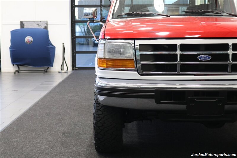 1996 Ford F-250 XLT  1-OREGON OWNER* 0-RUST* CREW CAB SHORT BED* 5-SPEED MANUAL* NEW 33 "BFG KO3 10-PLYs* ALL ORIGINAL IN 100% EXCELLENT CONDITION* COLLECTOR QUALITY* ALL BOOKS & WINDOW STICKER - Photo 43 - Portland, OR 97230