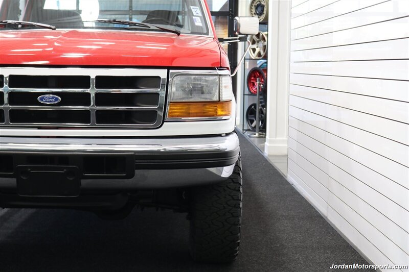 1996 Ford F-250 XLT  1-OREGON OWNER* 0-RUST* CREW CAB SHORT BED* 5-SPEED MANUAL* NEW 33 "BFG KO3 10-PLYs* ALL ORIGINAL IN 100% EXCELLENT CONDITION* COLLECTOR QUALITY* ALL BOOKS & WINDOW STICKER - Photo 42 - Portland, OR 97230