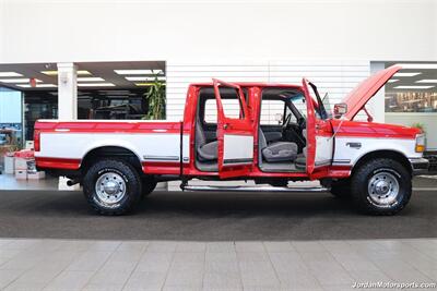 1996 Ford F-250 XLT  1-OREGON OWNER* 0-RUST* CREW CAB SHORT BED* 5-SPEED MANUAL* NEW 33 "BFG KO3 10-PLYs* ALL ORIGINAL IN 100% EXCELLENT CONDITION* COLLECTOR QUALITY* ALL BOOKS & WINDOW STICKER - Photo 10 - Portland, OR 97230