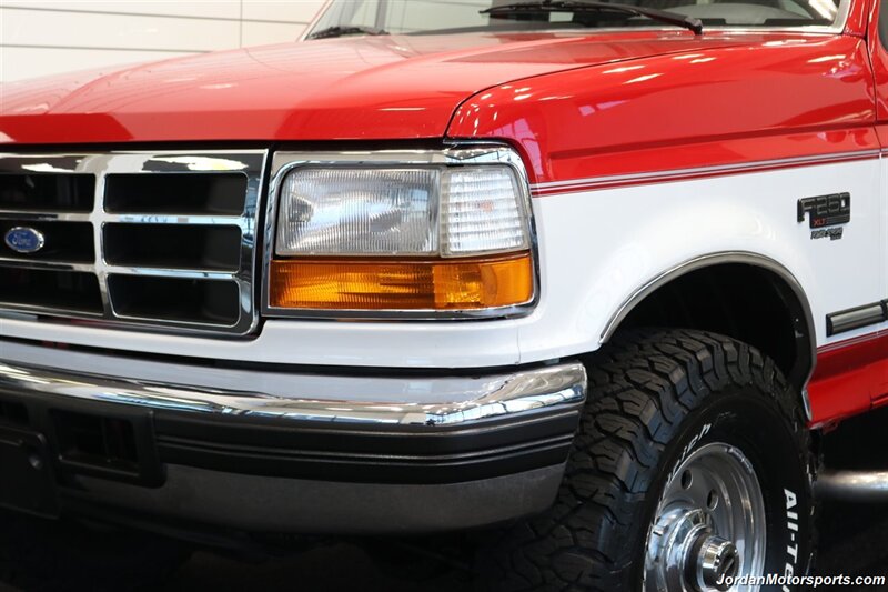 1996 Ford F-250 XLT  1-OREGON OWNER* 0-RUST* CREW CAB SHORT BED* 5-SPEED MANUAL* NEW 33 "BFG KO3 10-PLYs* ALL ORIGINAL IN 100% EXCELLENT CONDITION* COLLECTOR QUALITY* ALL BOOKS & WINDOW STICKER - Photo 11 - Portland, OR 97230