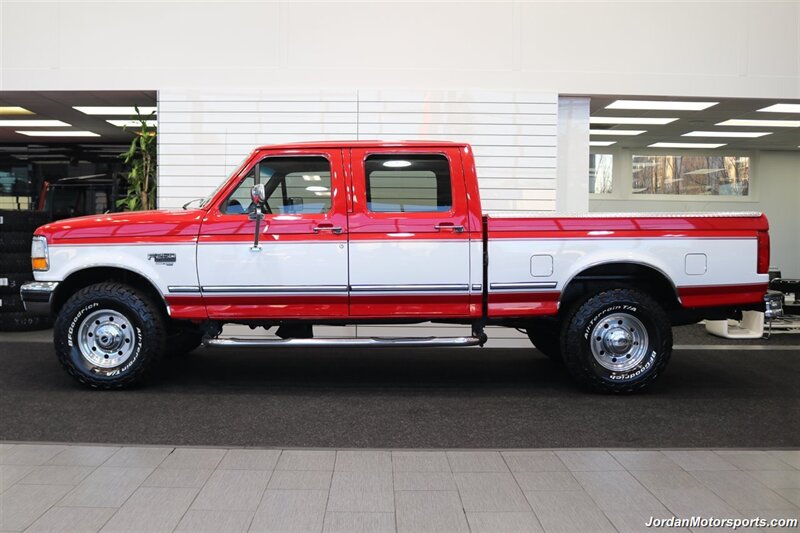 1996 Ford F-250 XLT  1-OREGON OWNER* 0-RUST* CREW CAB SHORT BED* 5-SPEED MANUAL* NEW 33 "BFG KO3 10-PLYs* ALL ORIGINAL IN 100% EXCELLENT CONDITION* COLLECTOR QUALITY* ALL BOOKS & WINDOW STICKER - Photo 3 - Portland, OR 97230