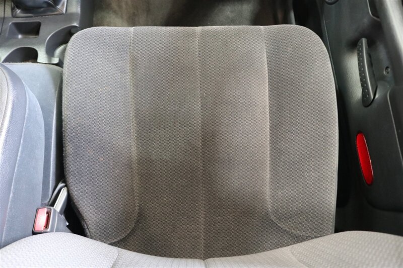 2003 Dodge Ram 2500 SLT 4dr Quad Cab SLT  1-OWNER* 6-SPEED MANUAL NV5600* 5.9L HO* 100% RUST FREE* NEW 3 "LEVEL KIT W/ NEW 35 " BFG KO3 12-PLY* NEW 17 "PRO COMPS* FULLY SERVICED* LIKE NEW IN & OUT* FULL PAINT MATCH BUMPERS-GRILLE - Photo 75 - Portland, OR 97230