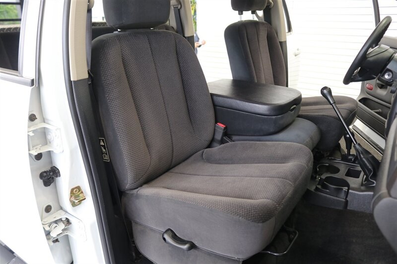 2003 Dodge Ram 2500 SLT 4dr Quad Cab SLT  1-OWNER* 6-SPEED MANUAL NV5600* 5.9L HO* 100% RUST FREE* NEW 3 "LEVEL KIT W/ NEW 35 " BFG KO3 12-PLY* NEW 17 "PRO COMPS* FULLY SERVICED* LIKE NEW IN & OUT* FULL PAINT MATCH BUMPERS-GRILLE - Photo 17 - Portland, OR 97230