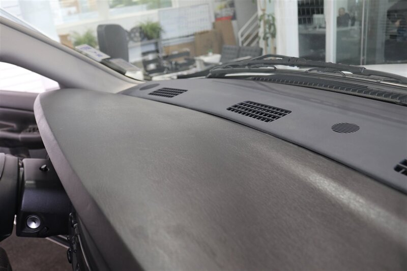 2003 Dodge Ram 2500 SLT 4dr Quad Cab SLT  1-OWNER* 6-SPEED MANUAL NV5600* 5.9L HO* 100% RUST FREE* NEW 3 "LEVEL KIT W/ NEW 35 " BFG KO3 12-PLY* NEW 17 "PRO COMPS* FULLY SERVICED* LIKE NEW IN & OUT* FULL PAINT MATCH BUMPERS-GRILLE - Photo 85 - Portland, OR 97230