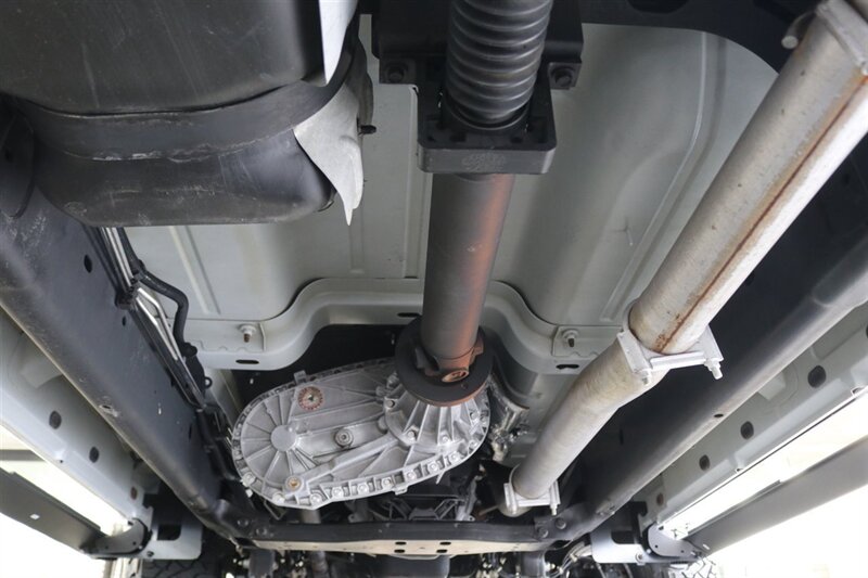 2003 Dodge Ram 2500 SLT 4dr Quad Cab SLT  1-OWNER* 6-SPEED MANUAL NV5600* 5.9L HO* 100% RUST FREE* NEW 3 "LEVEL KIT W/ NEW 35 " BFG KO3 12-PLY* NEW 17 "PRO COMPS* FULLY SERVICED* LIKE NEW IN & OUT* FULL PAINT MATCH BUMPERS-GRILLE - Photo 21 - Portland, OR 97230