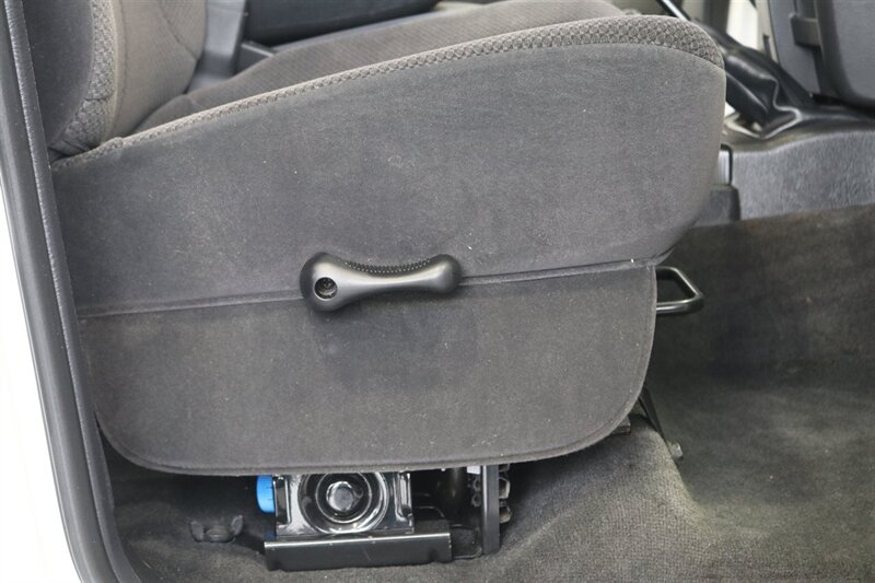 2003 Dodge Ram 2500 SLT 4dr Quad Cab SLT  1-OWNER* 6-SPEED MANUAL NV5600* 5.9L HO* 100% RUST FREE* NEW 3 "LEVEL KIT W/ NEW 35 " BFG KO3 12-PLY* NEW 17 "PRO COMPS* FULLY SERVICED* LIKE NEW IN & OUT* FULL PAINT MATCH BUMPERS-GRILLE - Photo 69 - Portland, OR 97230