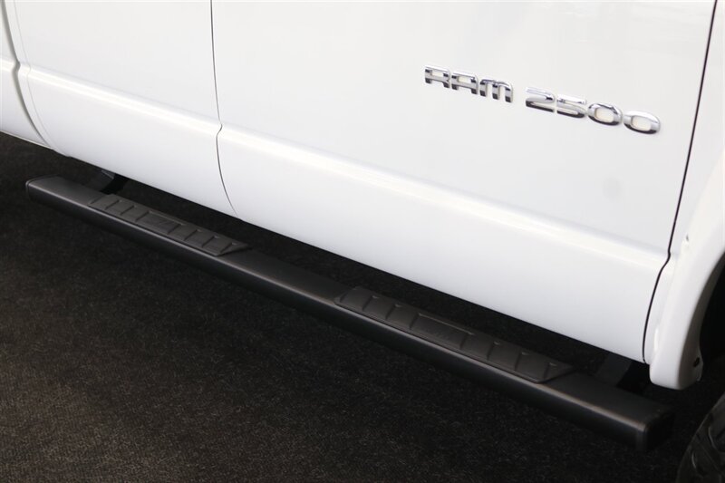 2003 Dodge Ram 2500 SLT 4dr Quad Cab SLT  1-OWNER* 6-SPEED MANUAL NV5600* 5.9L HO* 100% RUST FREE* NEW 3 "LEVEL KIT W/ NEW 35 " BFG KO3 12-PLY* NEW 17 "PRO COMPS* FULLY SERVICED* LIKE NEW IN & OUT* FULL PAINT MATCH BUMPERS-GRILLE - Photo 59 - Portland, OR 97230