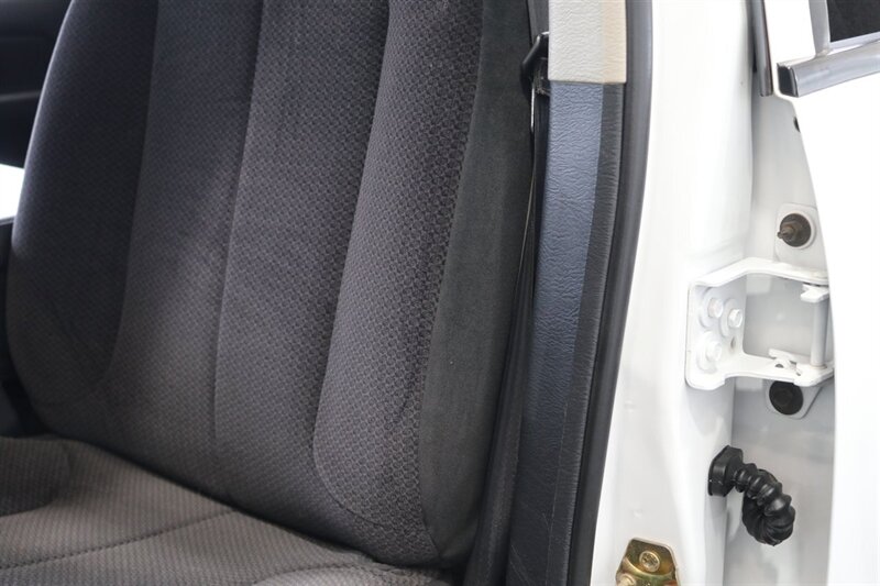 2003 Dodge Ram 2500 SLT 4dr Quad Cab SLT  1-OWNER* 6-SPEED MANUAL NV5600* 5.9L HO* 100% RUST FREE* NEW 3 "LEVEL KIT W/ NEW 35 " BFG KO3 12-PLY* NEW 17 "PRO COMPS* FULLY SERVICED* LIKE NEW IN & OUT* FULL PAINT MATCH BUMPERS-GRILLE - Photo 72 - Portland, OR 97230