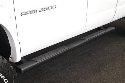 2003 Dodge Ram 2500 SLT 4dr Quad Cab SLT  1-OWNER* 6-SPEED MANUAL NV5600* 5.9L HO* 100% RUST FREE* NEW 3 "LEVEL KIT W/ NEW 35 " BFG KO3 12-PLY* NEW 17 "PRO COMPS* FULLY SERVICED* LIKE NEW IN & OUT* FULL PAINT MATCH BUMPERS-GRILLE - Photo 58 - Portland, OR 97230