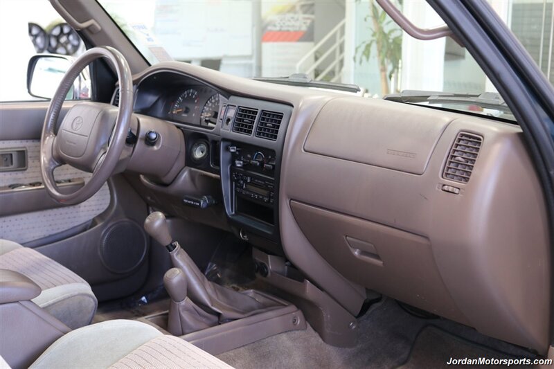 1998 Toyota Tacoma Limited  5-SPEED MANUAL* 66K ACTUAL MILES* 1-OWNER W/ 0-RUST* NEW TIMING BELT-WATER PUMP SERVICE* NEW BILSTEIN LEVEL KIT* NEW 33 " BFG KO2 TIRES* SUN ROOF - Photo 88 - Portland, OR 97230